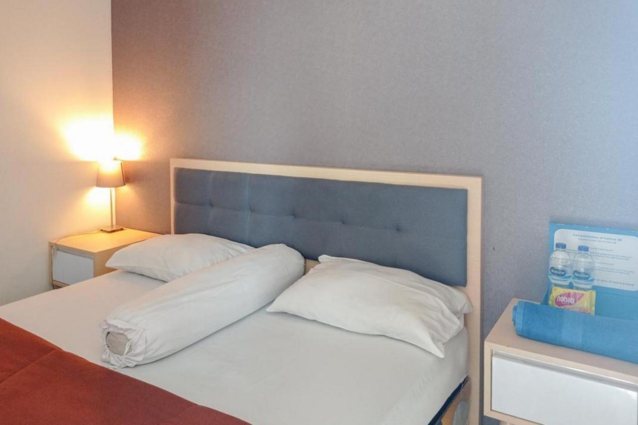 Redliving Apartemen Grand Kamala Lagoon - Pekayon Tower Barclay North Μπεκάσι Εξωτερικό φωτογραφία